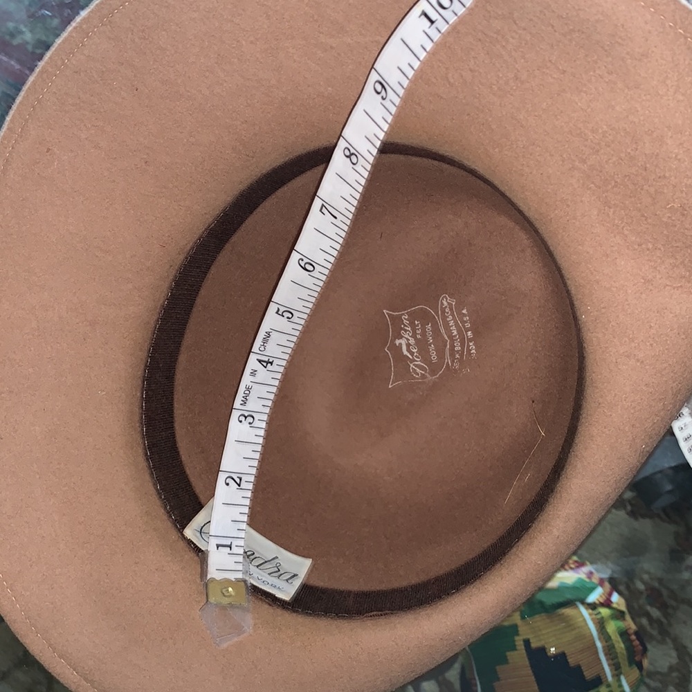 Sandra of New York hat - Picture 6 of 6